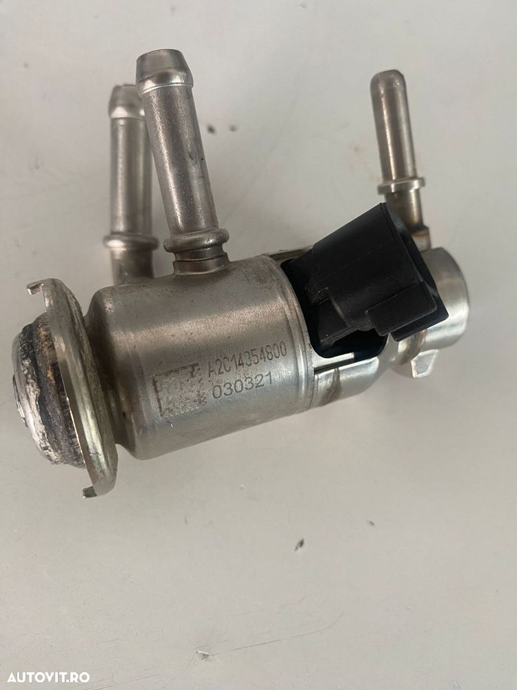 Injector ADBLUE VOLVO V60 V60CC V90 XC90 XC60 MILD HYBRID 2021+ 31452332 A2C14354800 - 4