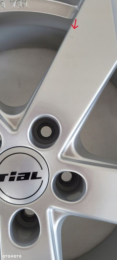 FELGI RIAL TOYOTA RAV4 IV 7,5x18 18 ET45 5X114,3 60,1 - 5