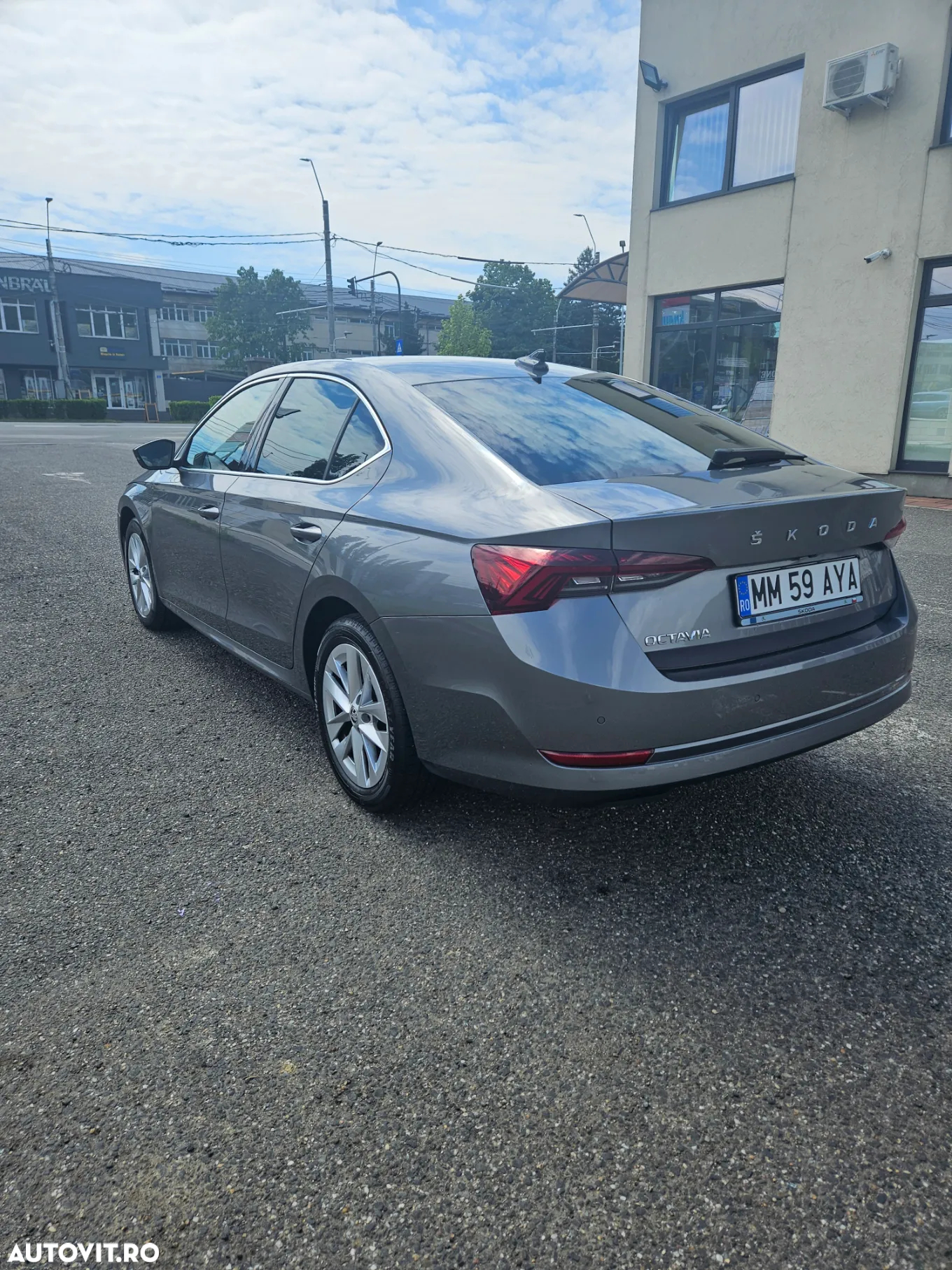 Skoda Octavia 2.0 TDI 150 CP DSG Selection - 6