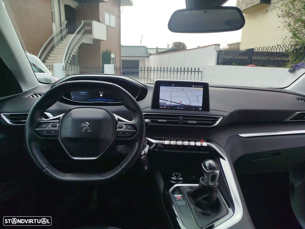 Peugeot 5008 1.2 PureTech Allure Grip Control - 17