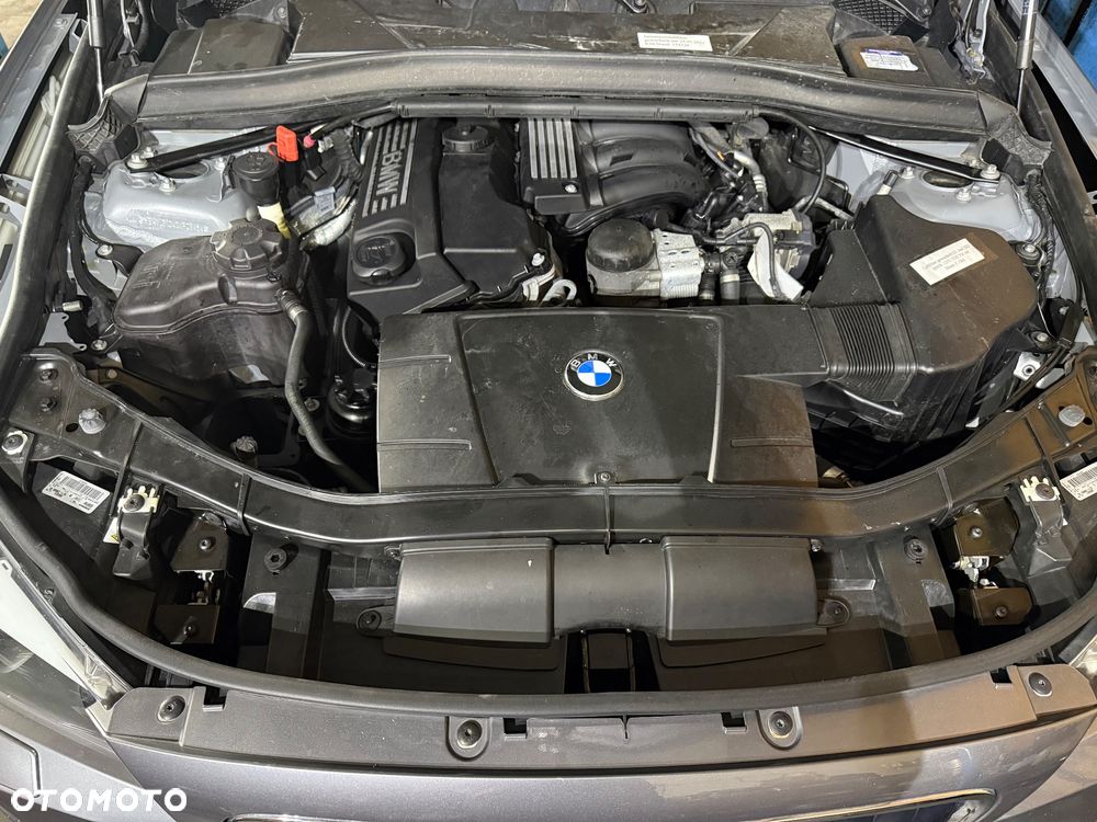 BMW X1 sDrive18i - 16