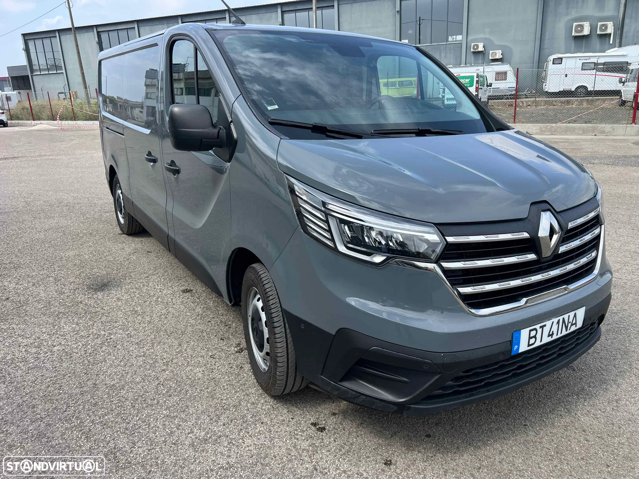 Renault Trafic AUT.2.0Dci Longa L2H1 150cv GranConfort GPS - 3