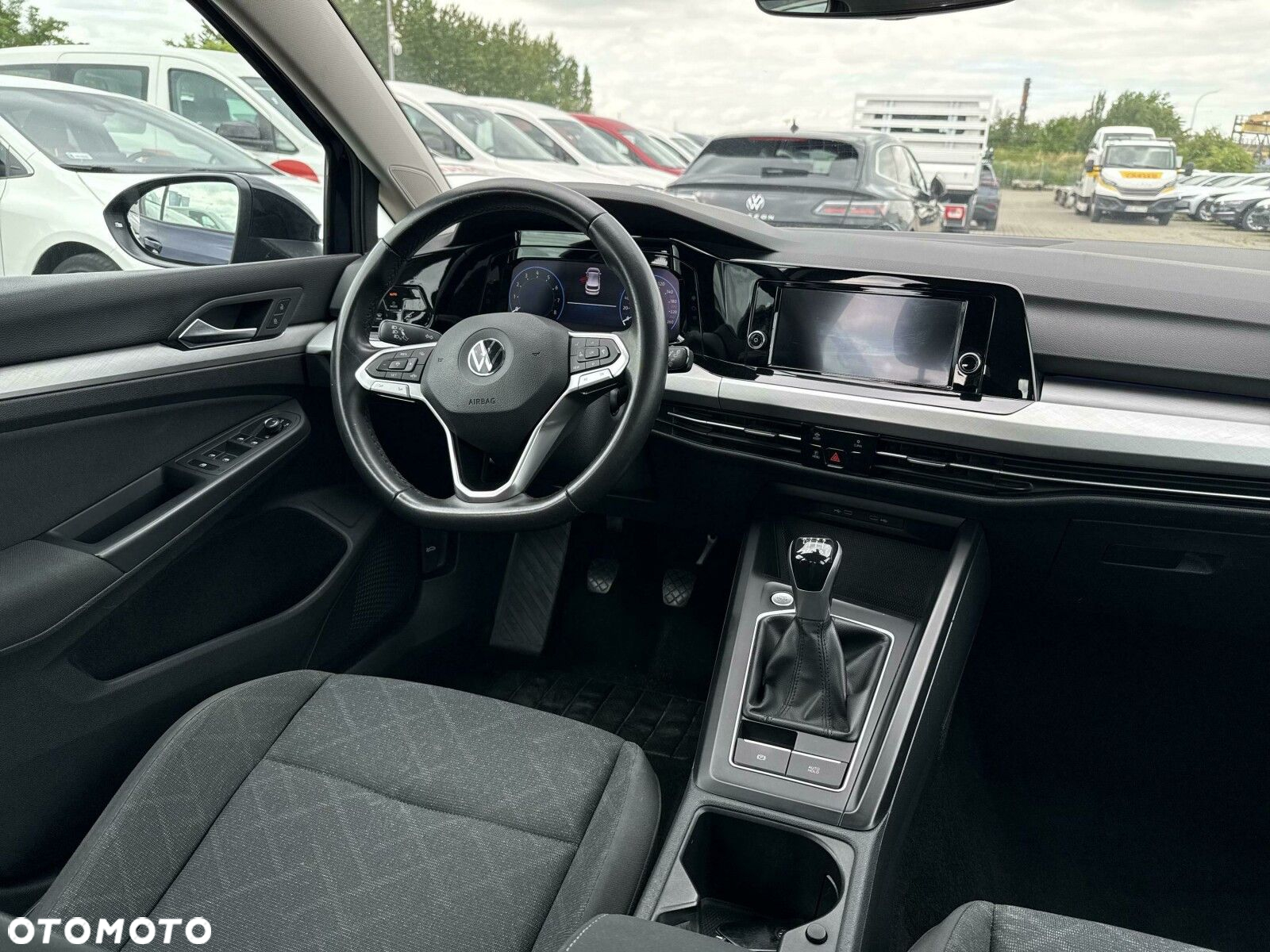 Volkswagen Golf VIII 1.5 TSI EVO Life - 12