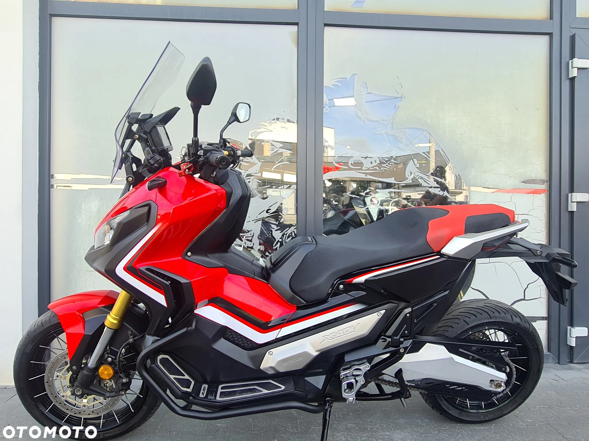 Honda X-ADV - 2
