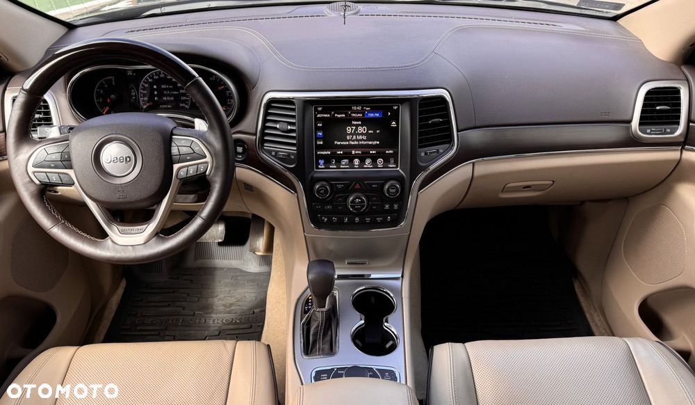 Jeep Grand Cherokee - 10