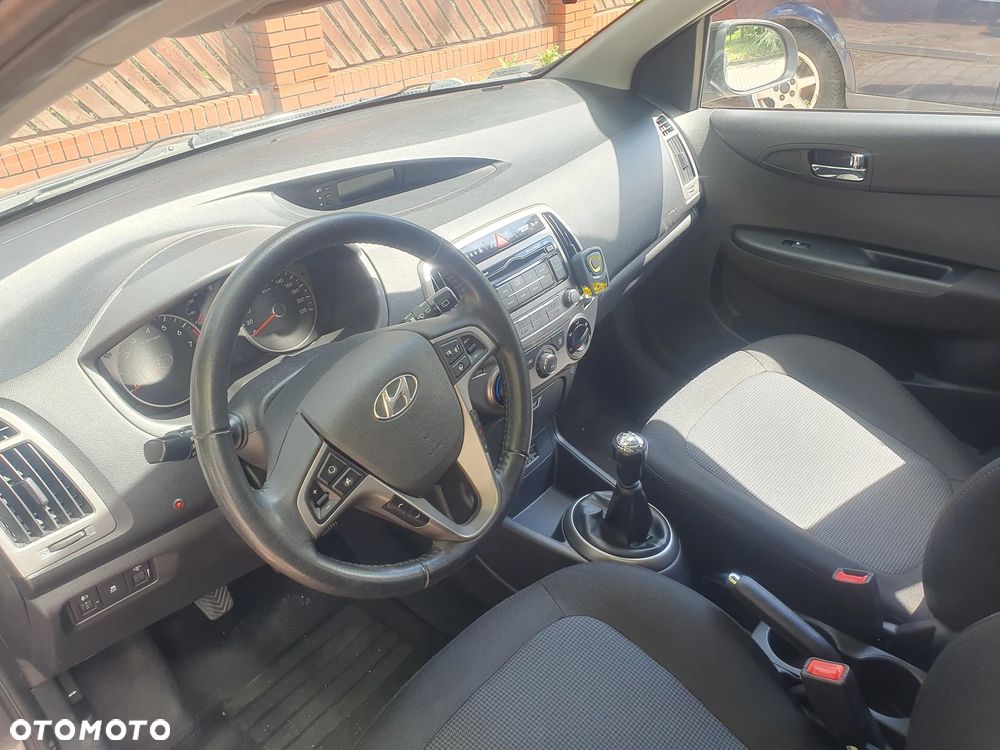 Hyundai i20 1.25 Classic + - 7
