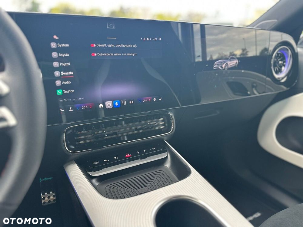 Mercedes-Benz CLA - 24