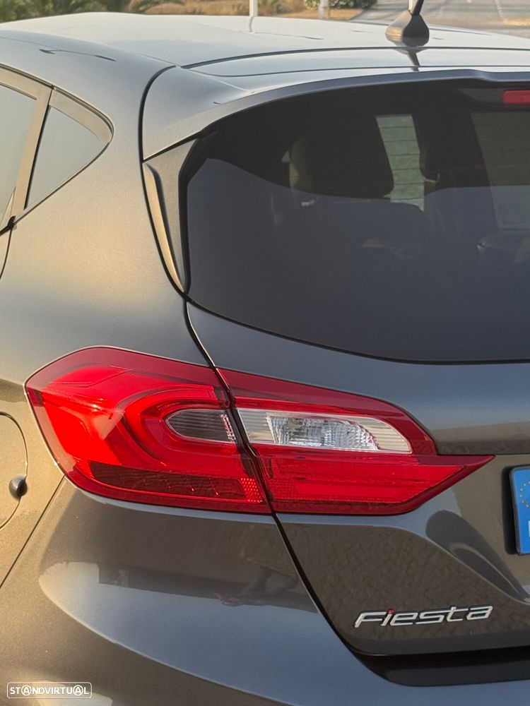 Ford Fiesta 1.0 EcoBoost ST-Line - 12