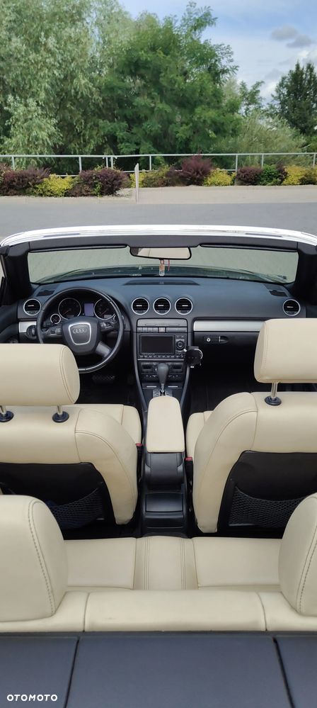Audi A4 Cabrio 1.8T Multitronic - 2