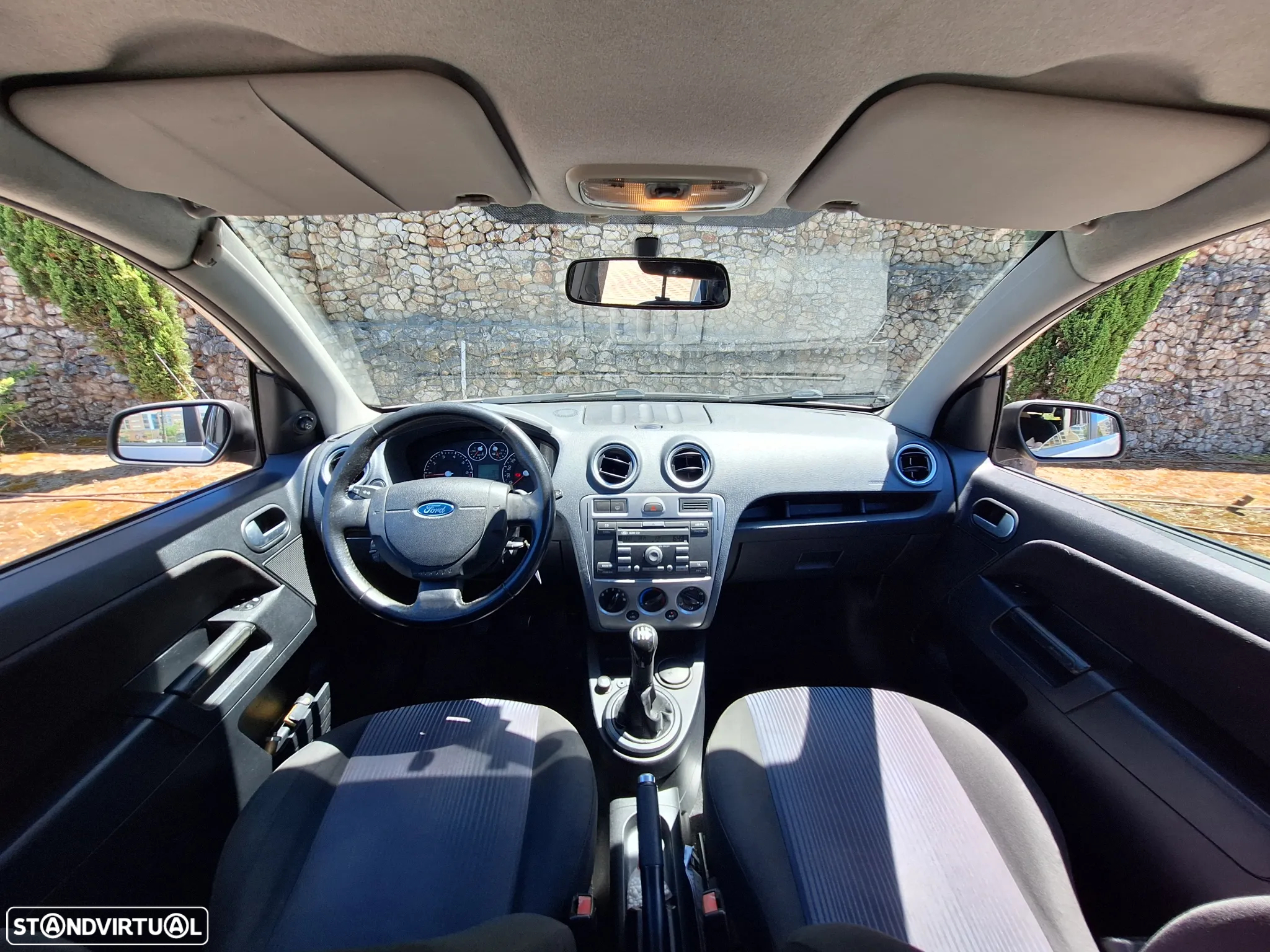 Ford Fiesta 1.25 Trend - 24