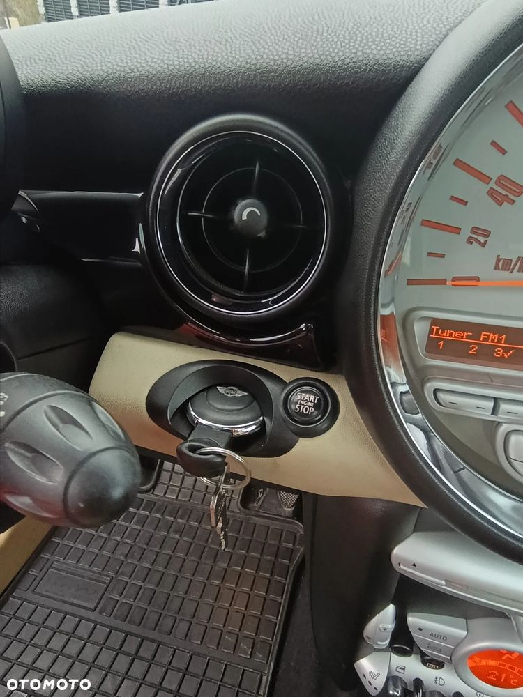 MINI Cooper Standard - 9