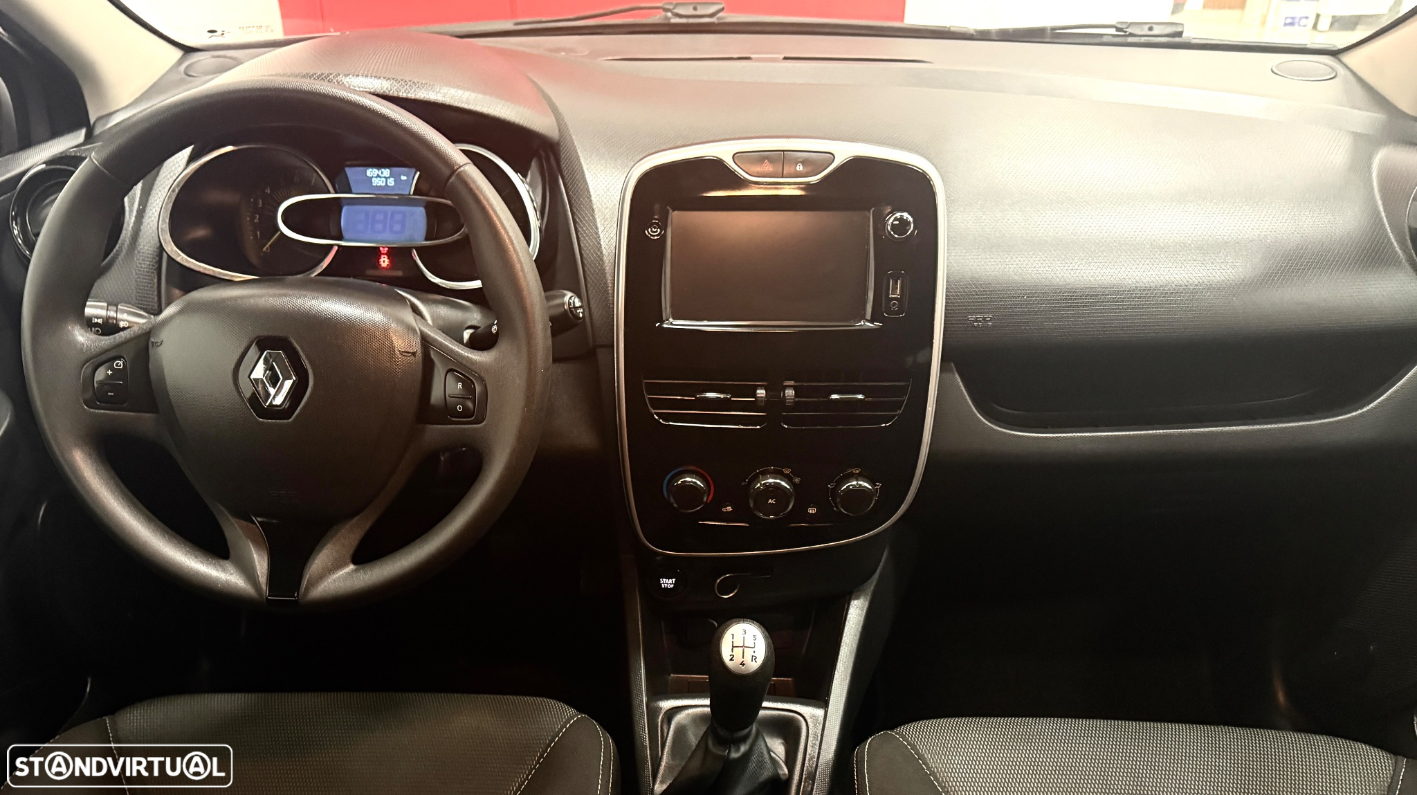 Renault Clio Sport Tourer 0.9 TCE Limited - 8