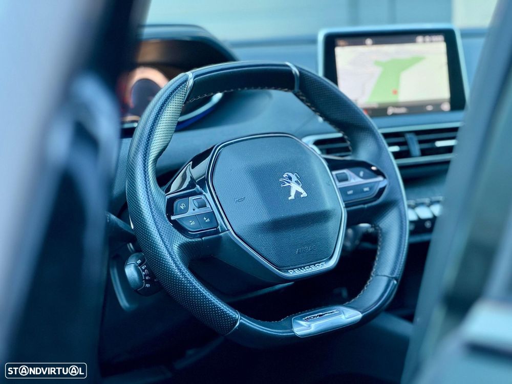 Peugeot 5008 1.2 PureTech GT Line EAT8 - 8