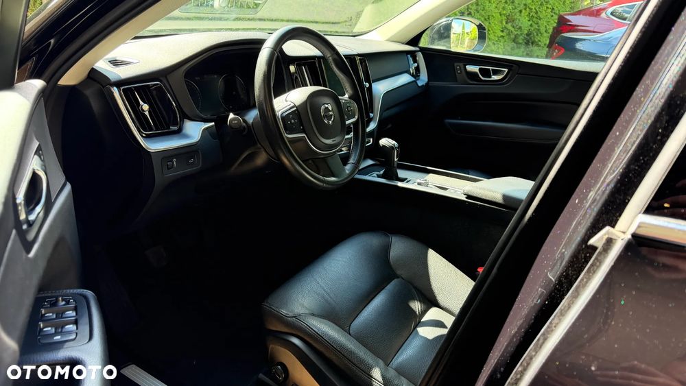 Volvo XC 60 D4 Momentum Pro - 15