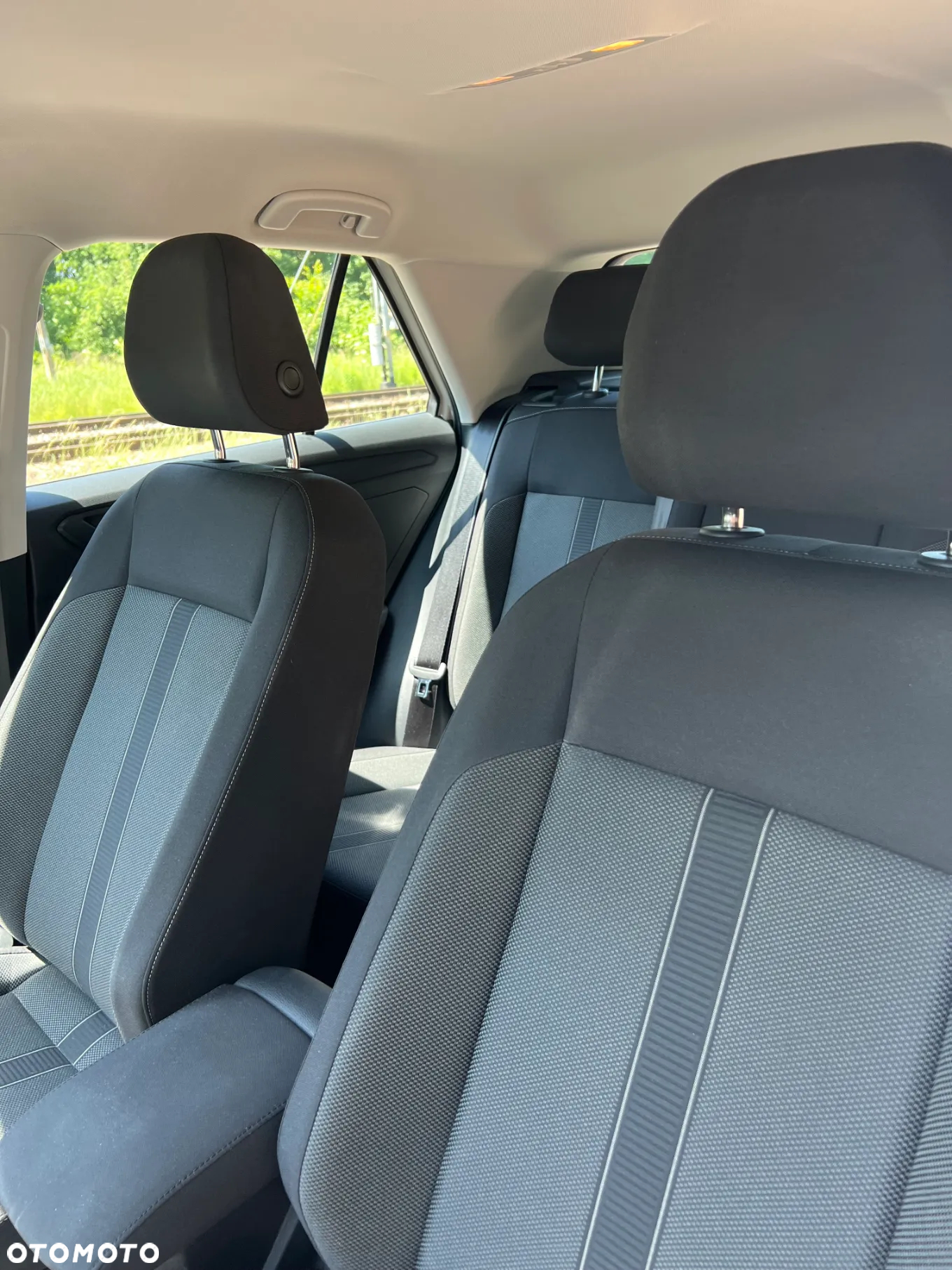 Volkswagen T-Roc 1.5 TSI Life - 15