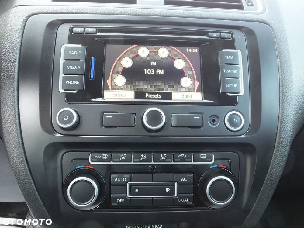Volkswagen Jetta 1.6 TDI DPF Comfortline - 33