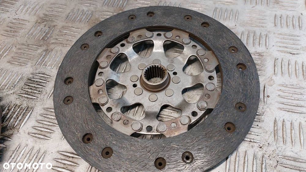 KOŁO DWUMASOWE TARCZA DOCISK ŁOŻYSKO A4 B5 1.6 8v - 8