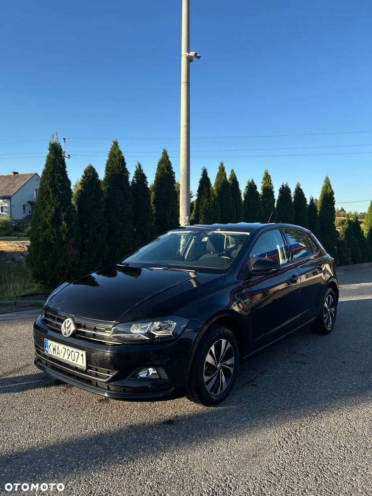 Volkswagen Polo - 1