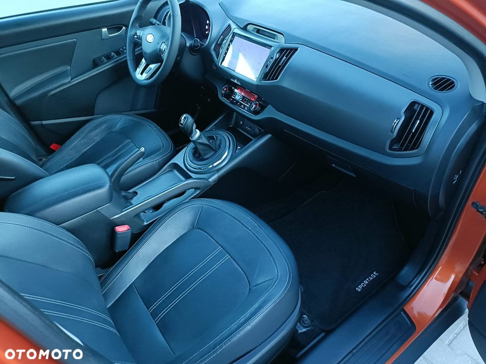 Kia Sportage - 16
