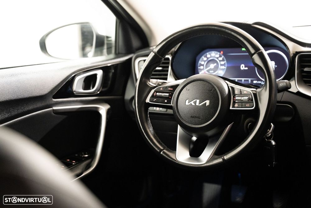 Kia Ceed SW 1.0 T-GDI Sport - 17