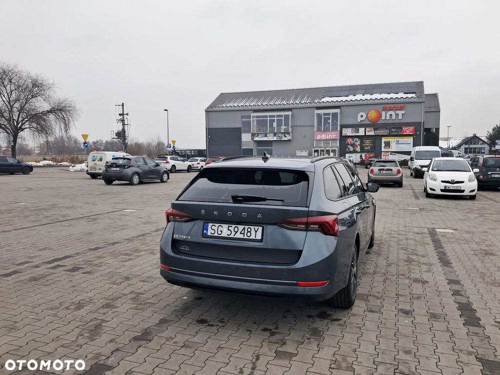 Skoda Octavia 2.0 TDI Ambition DSG - 13