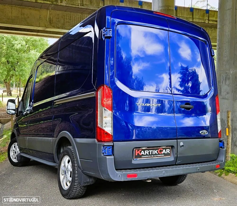 Ford Transit L2H2 2.0 TDCI Caixa automática - 130 CV - 7