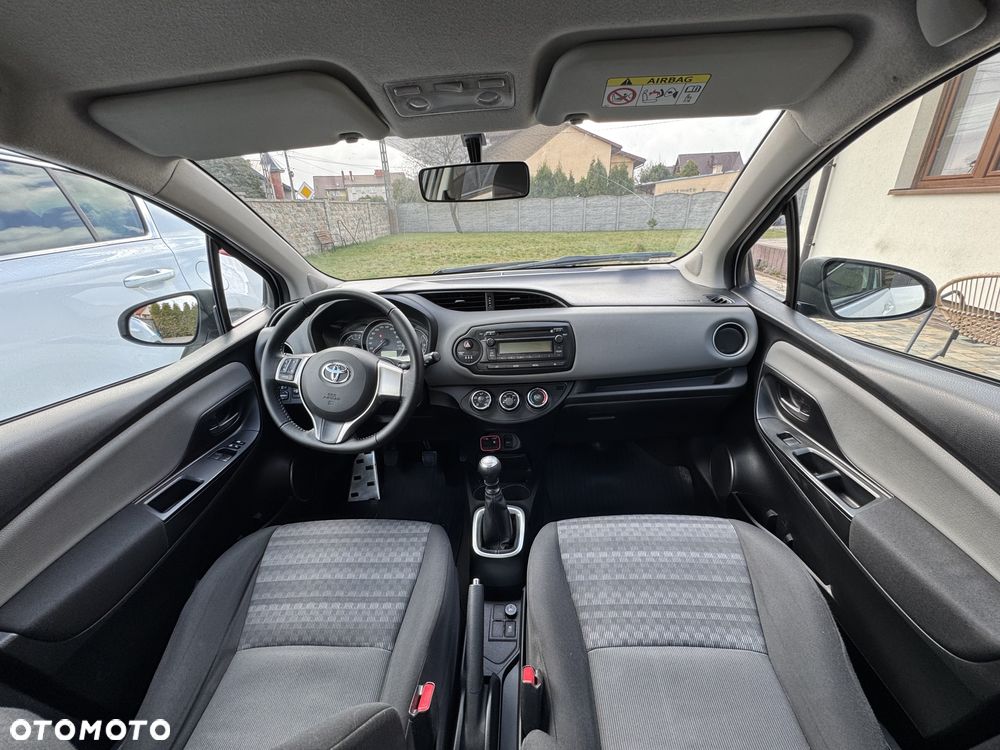 Toyota Yaris 1.33 Active EU6 - 13