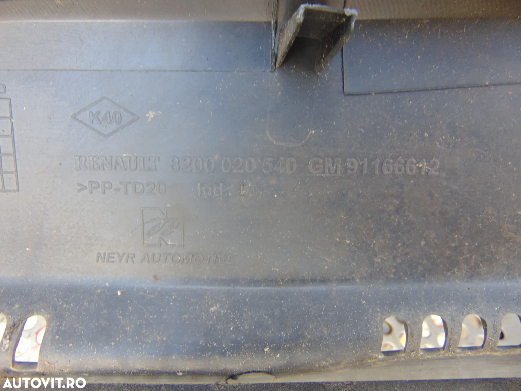 Grila stergatoare Opel Vivaro 2004-2013 Renault Trafic Nissan Primastar cod 8200020540 - 9