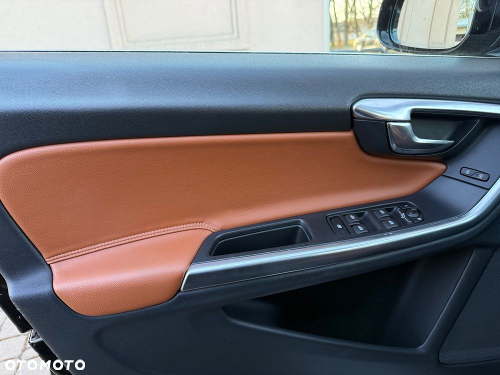 Volvo V60 - 25