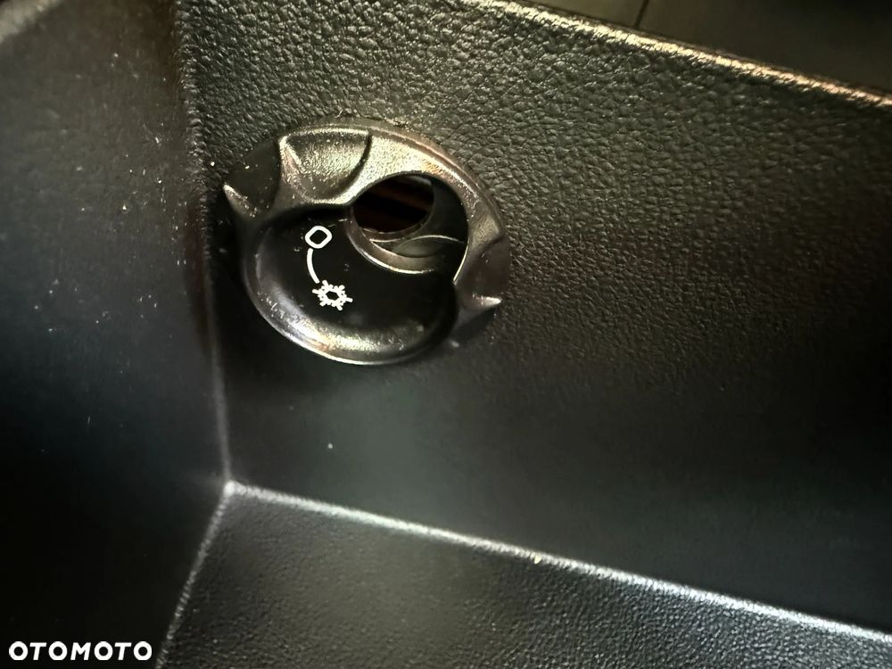 Volkswagen Jetta 1.6 TDI BMT Comfortline - 25