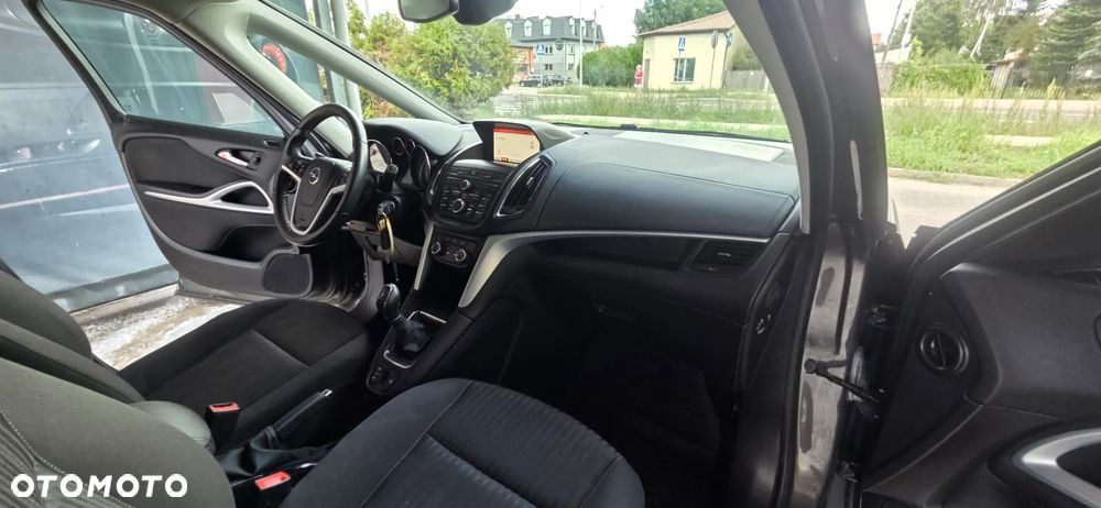 Opel Zafira Tourer 1.4 Turbo ecoFLEX Start/Stop Business Edition - 38