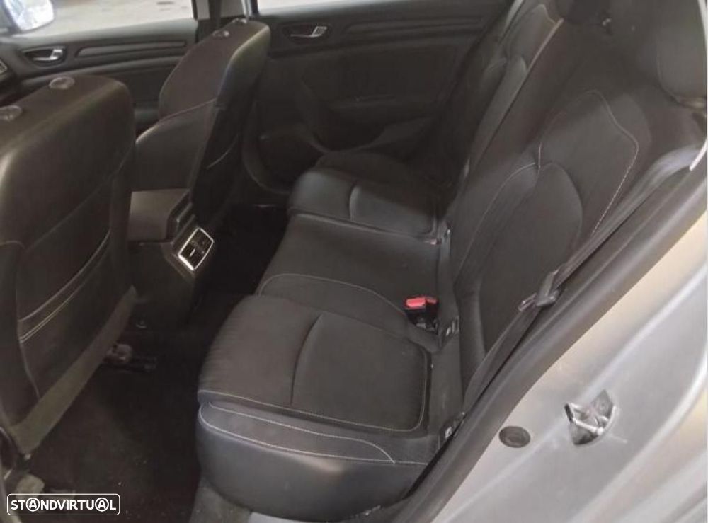 Renault Mégane Sport Tourer - 3