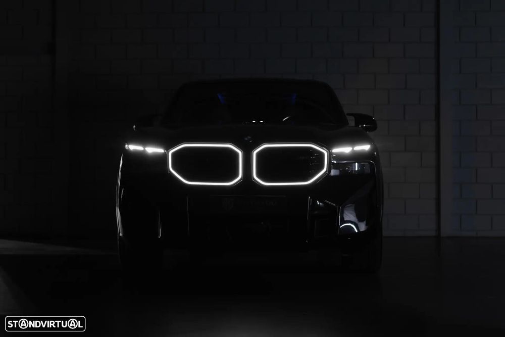 BMW XM - 24