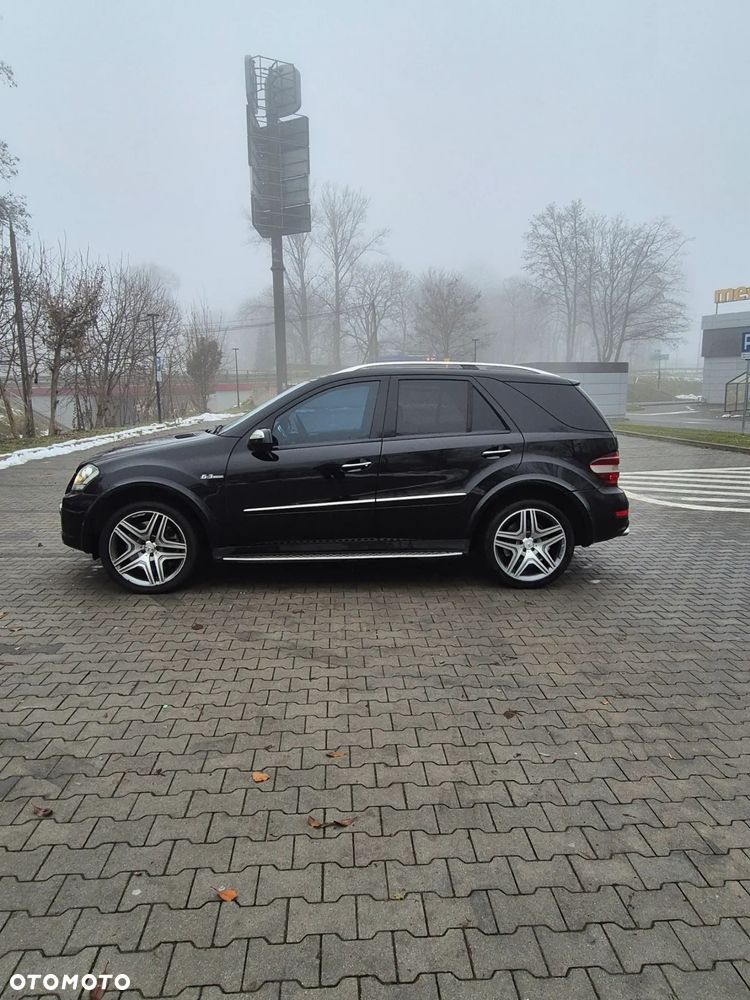 Mercedes-Benz ML 63 AMG 4-Matic - 5