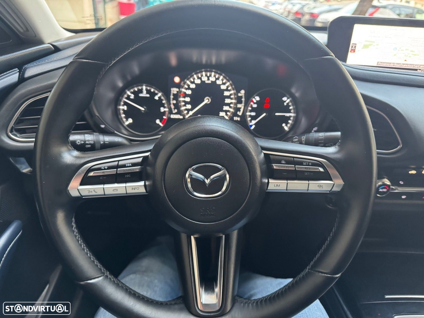 Mazda CX-30 1.8 Sky-D Evolve i-Active - 10