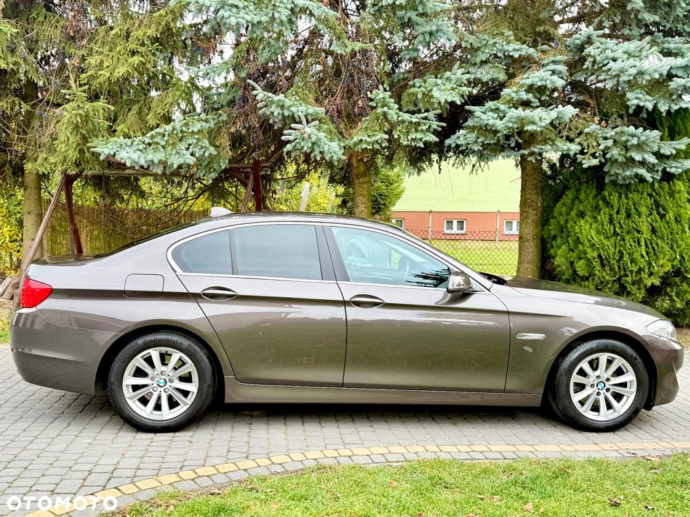 BMW Seria 5 ver-520d - 10
