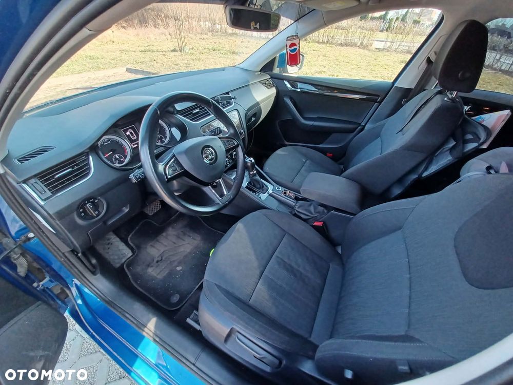 Skoda Octavia 2.0 TDI SCR Style DSG - 23