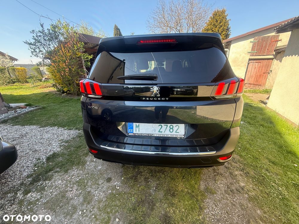Peugeot 5008 BlueHDi 150 Allure - 23