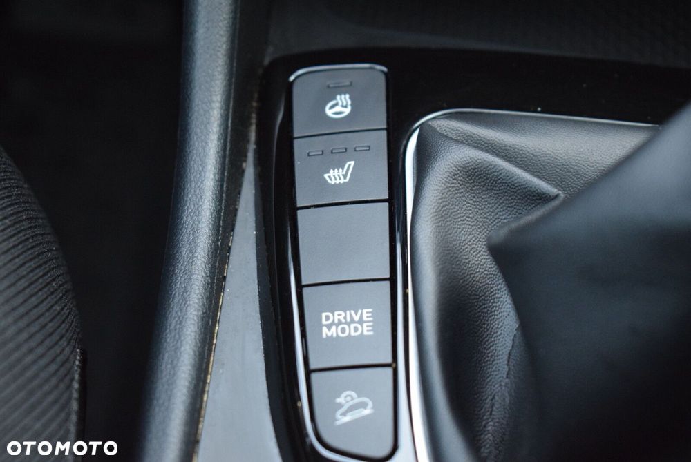 Hyundai Tucson 1.6 T-GDi Smart 2WD - 23