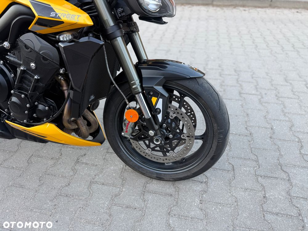 Triumph Street Triple - 5