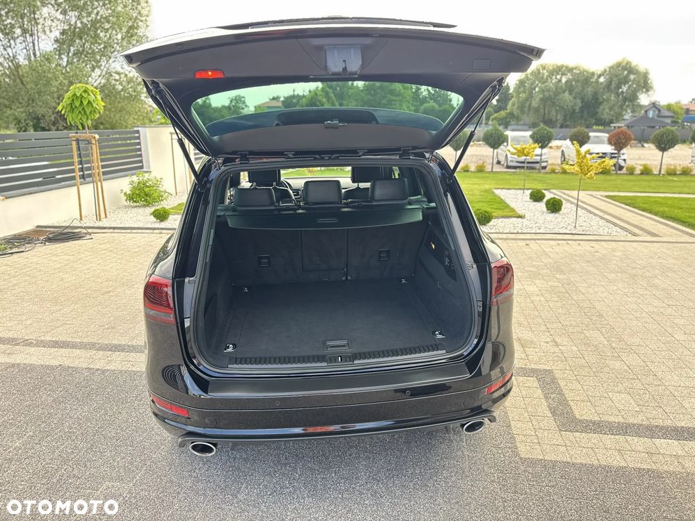 Volkswagen Touareg 3.0 V6 TDI BMT Perfectline R-Style - 36
