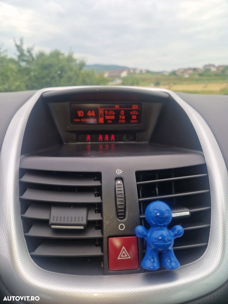 Peugeot 207 1.6E Sport Pack - 11
