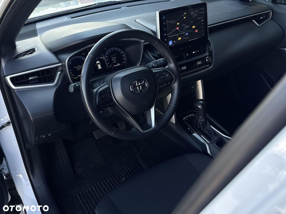 Toyota Corolla Cross - 11