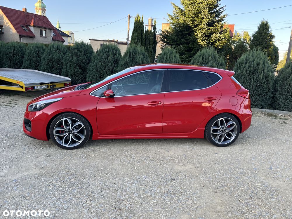 Kia Ceed 1.6 T-GDI GT - 4