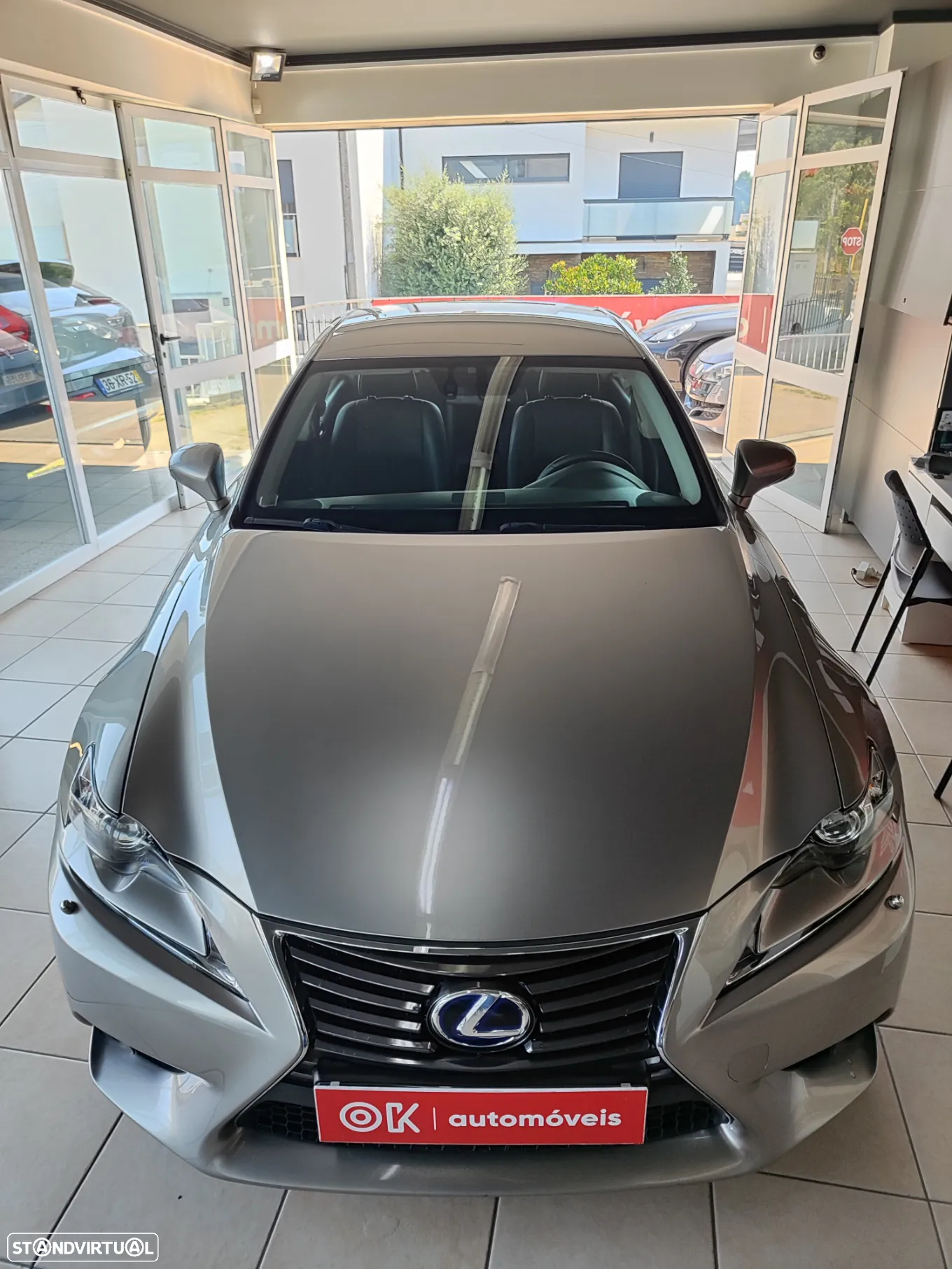 Lexus IS 300H Executive+ - 5