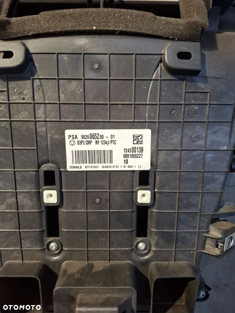 Opel Peugeot citroen nagrzewnica 9826065280-01 - 3