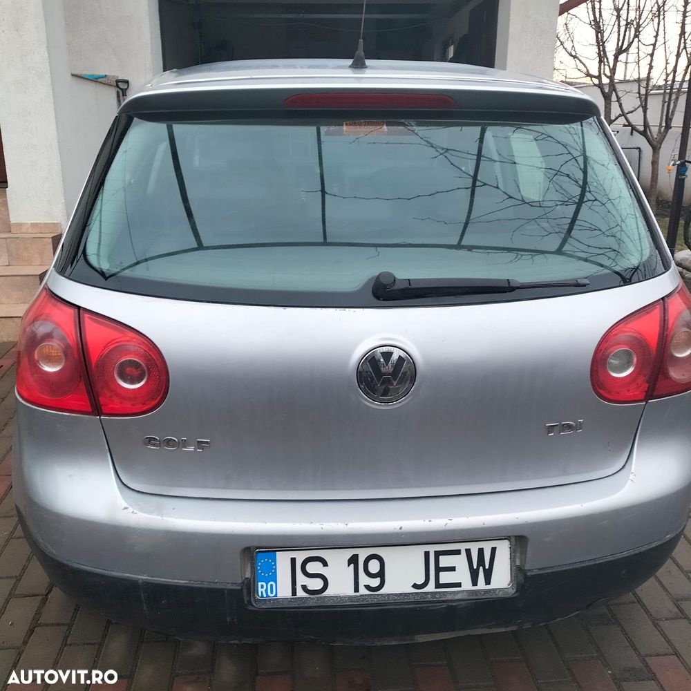 Volkswagen Golf - 3