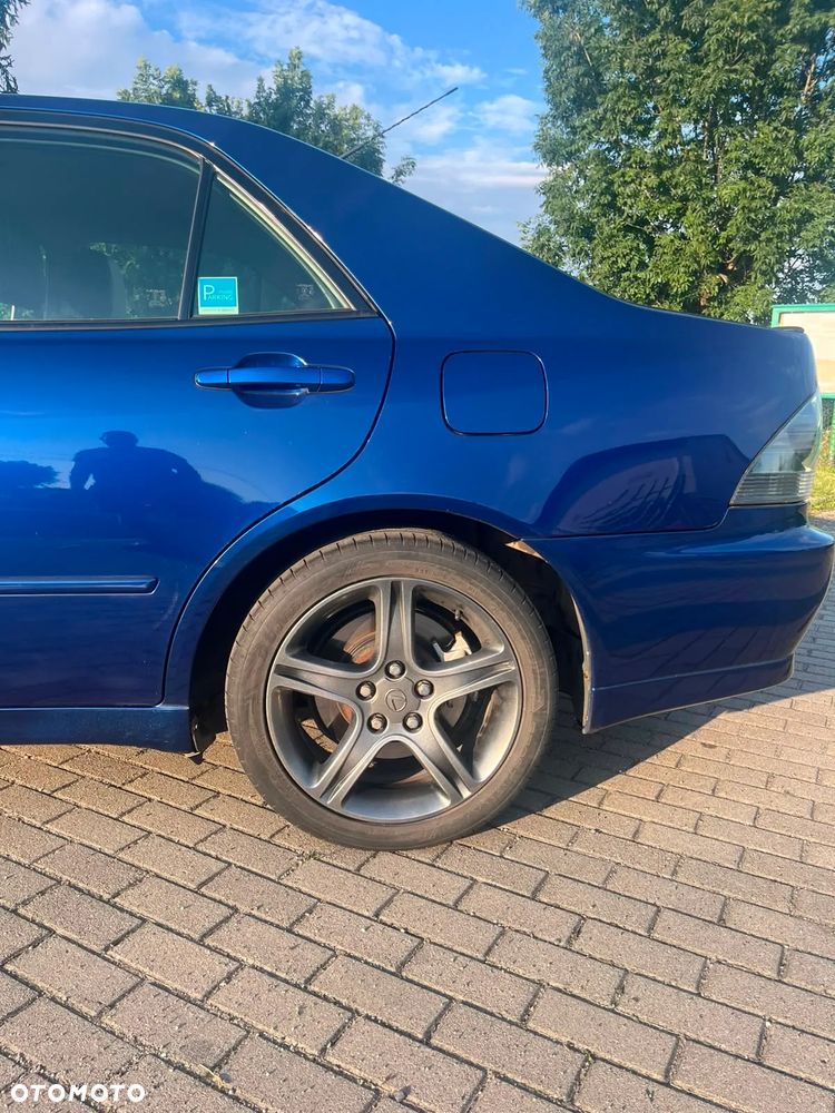 Lexus IS 200 Prestige - 6