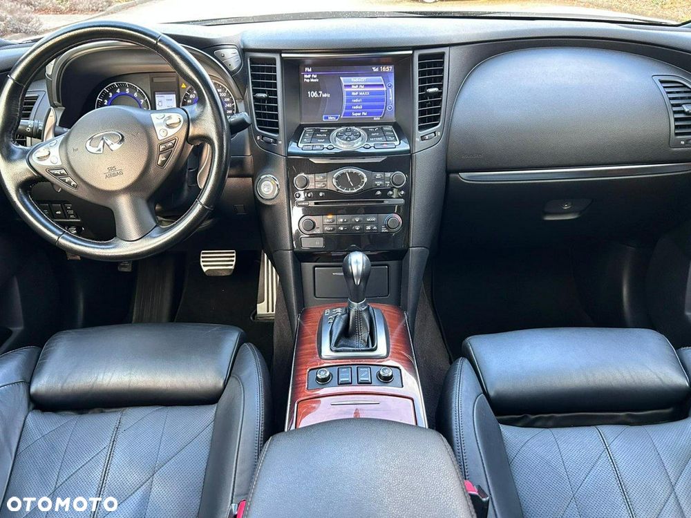 Infiniti QX70 3.7 AWD S Premium - 8