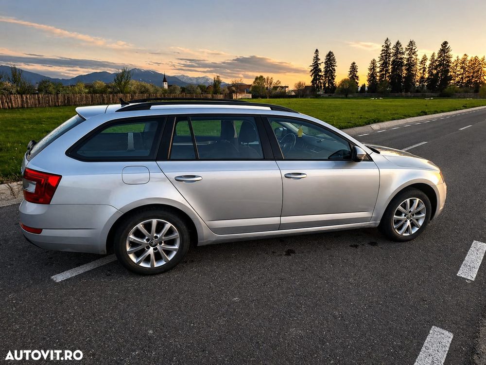 Skoda Octavia 2.0 TDI (Green tec) Ambition - 9